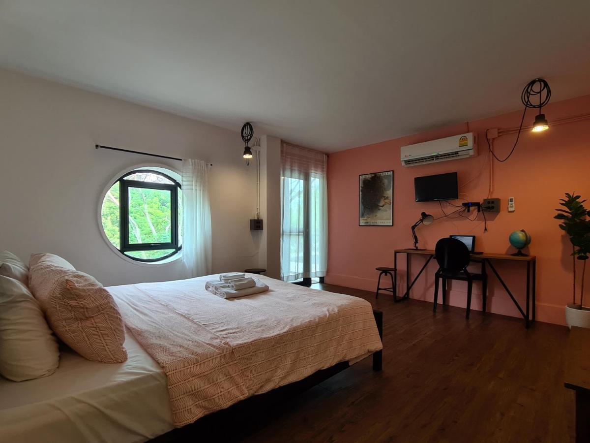 Hand Hotel Bangsaen Eksteriør billede